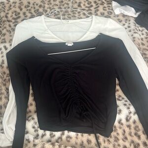 Garage set of 2 ribbed crop long sleeves!